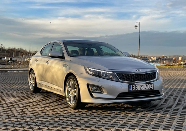 Kia Optima cena 69900 przebieg: 63000, rok produkcji 2015 z Pszów małe 704